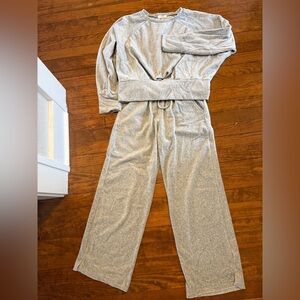 Gray Women's Sweatshirt & Hoodie Set